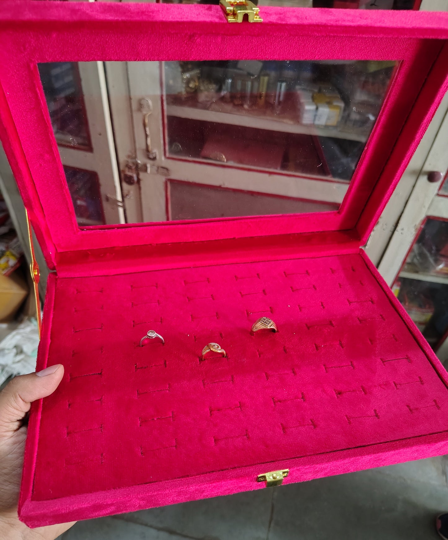 Rings display and storage box premium sued finish stock box 48 rings