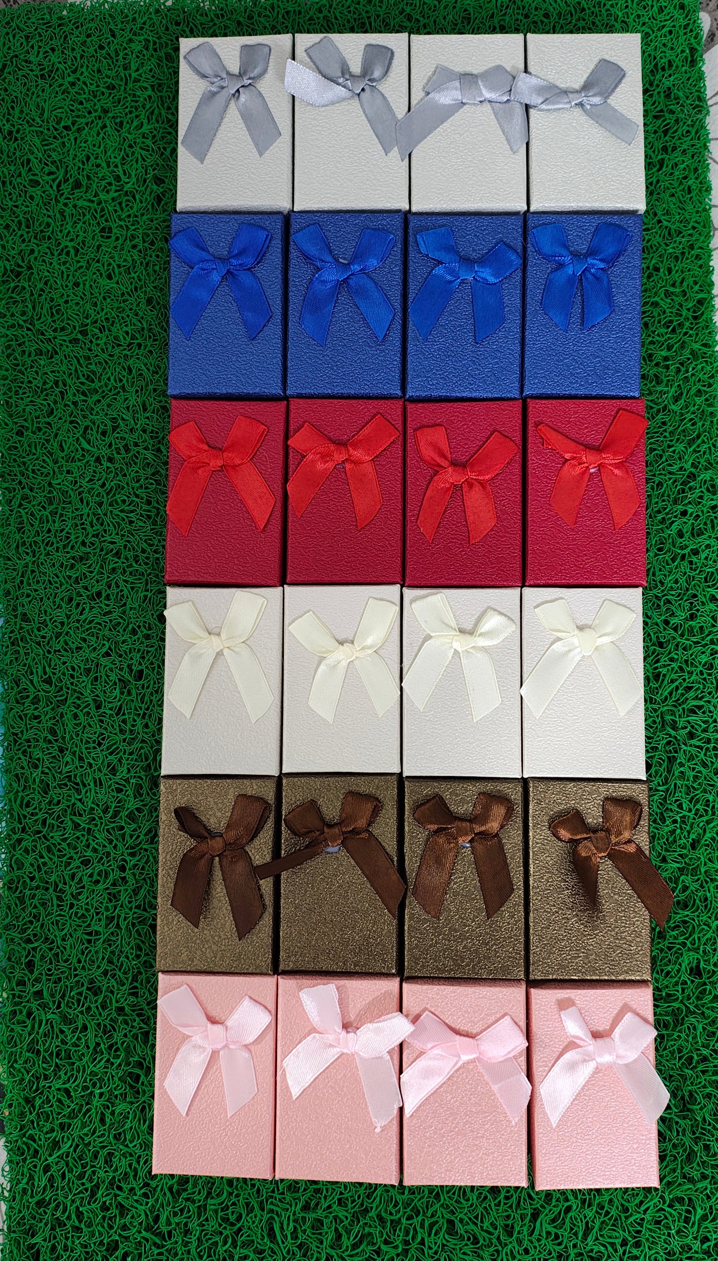 Earrings Gift box multicolour pack of 24pc