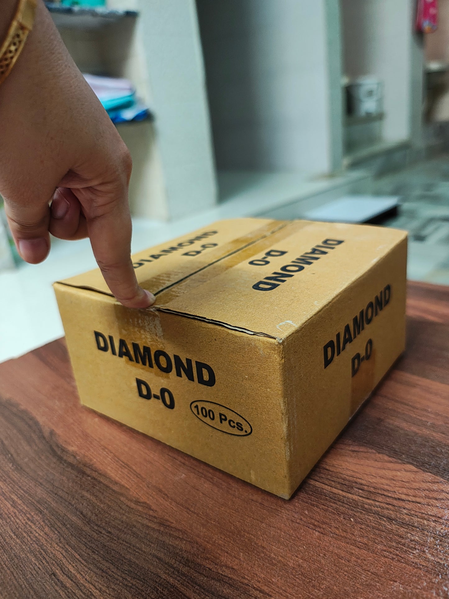 Transparent clear plastic (dabbi) D-0 box 100pc width 3cm