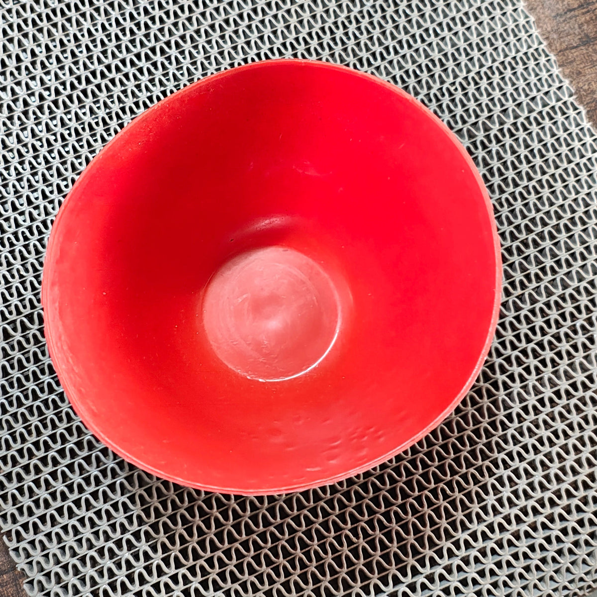 Rubber bowl for plaster mixing 6"