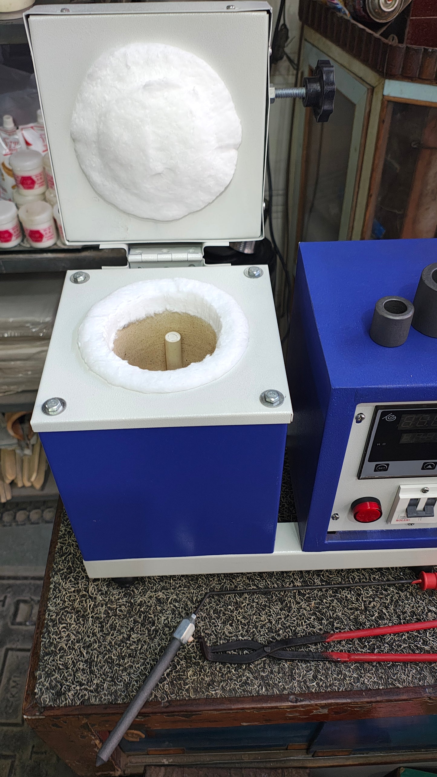 Electronic melting furnace for gold and silver 1 kg model