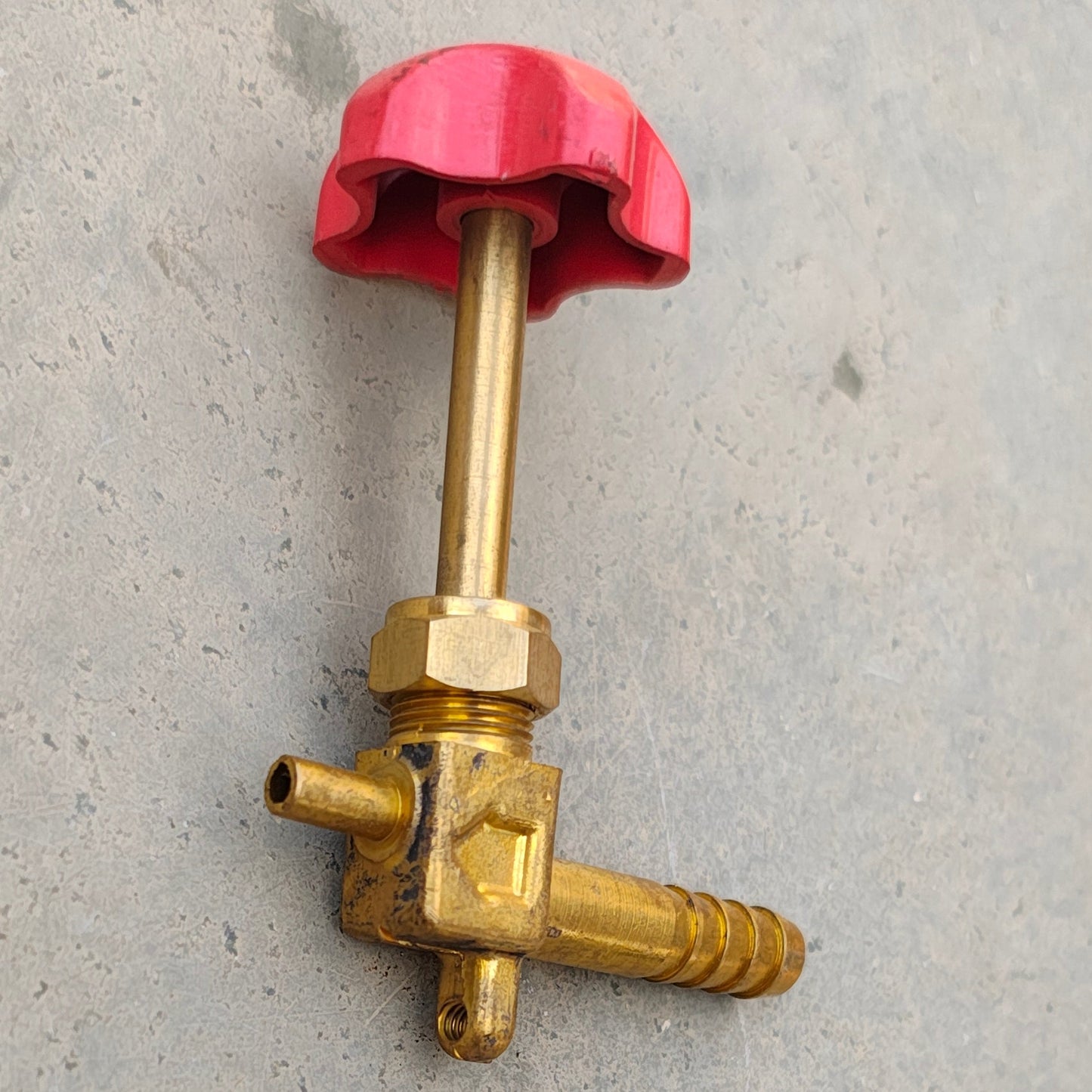 Brass LPG valve for big pipe to small petrol gun pipe